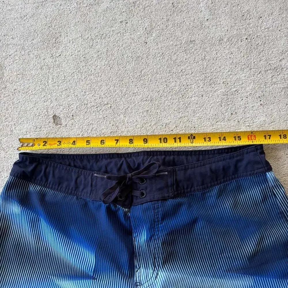 Nike Vapor Board Shorts Blue Striped Size 34